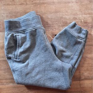 Lululemon 10 Grey Cropped Sweatpants